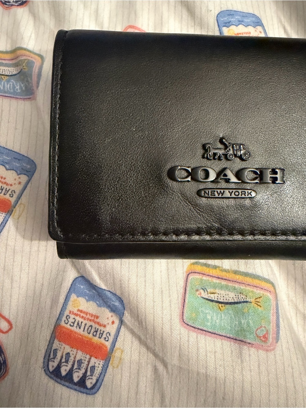 Coach Black Leather Trifold Wallet with Embossed Logo - Picture 3 of 11